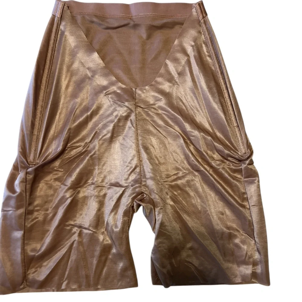 Skims Barely There Shapewear Low Back Shorts in Sienna size XS NWT - Picture 3 of 13